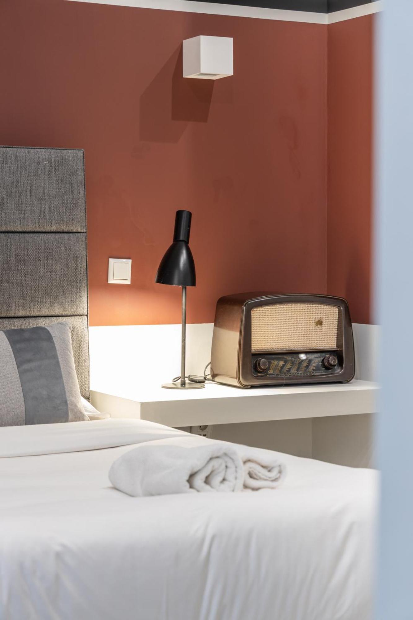 Fantastic With Shared Rooftop Deck * Atena