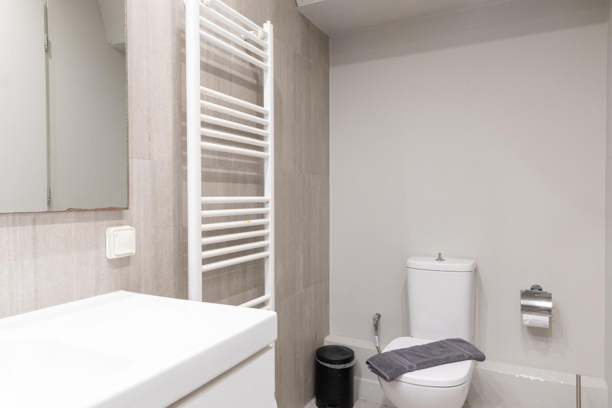 Fantastic With Shared Rooftop Deck Apartament Atena