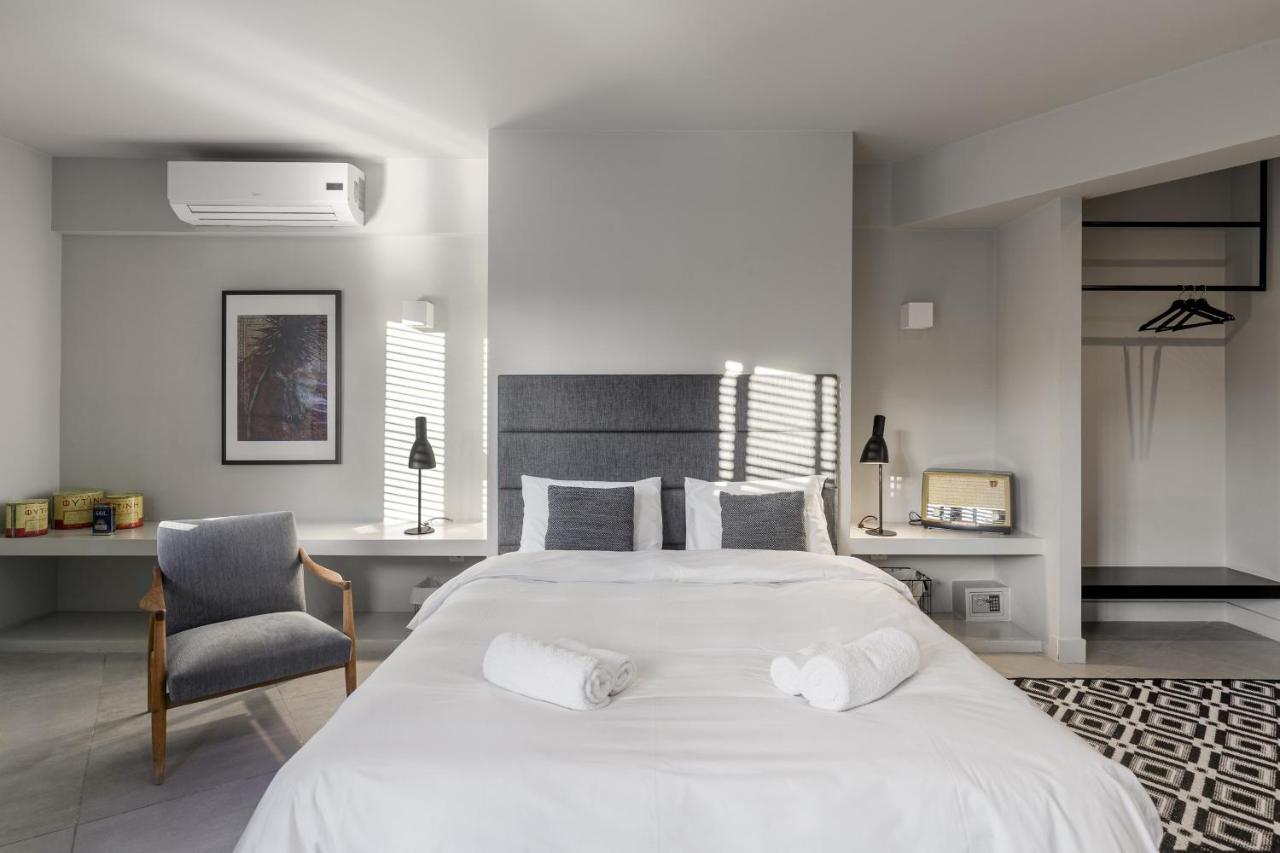Fantastic Central Athens Suite With Shared Rooftop Deck * Athens