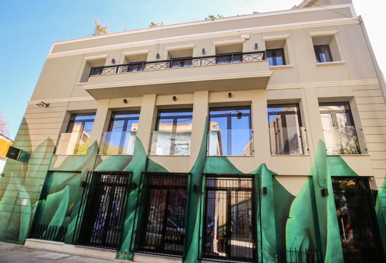 Fantastic Central Athens Suite With Shared Rooftop Deck *